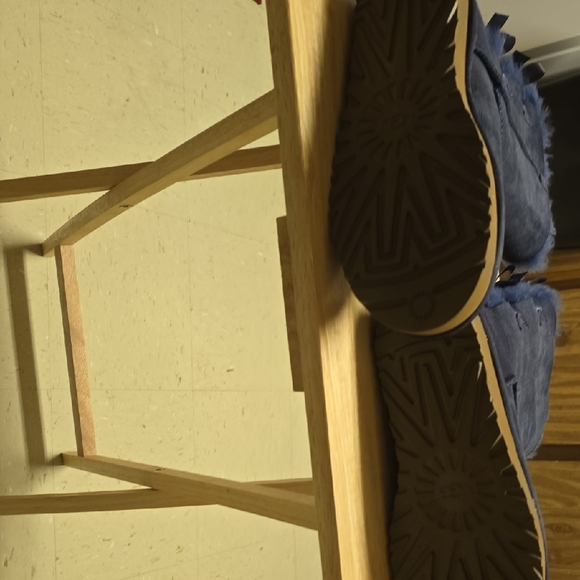 UGG Cozy Women's Navy Blue Bailey BOW II - Picture 5 of 13